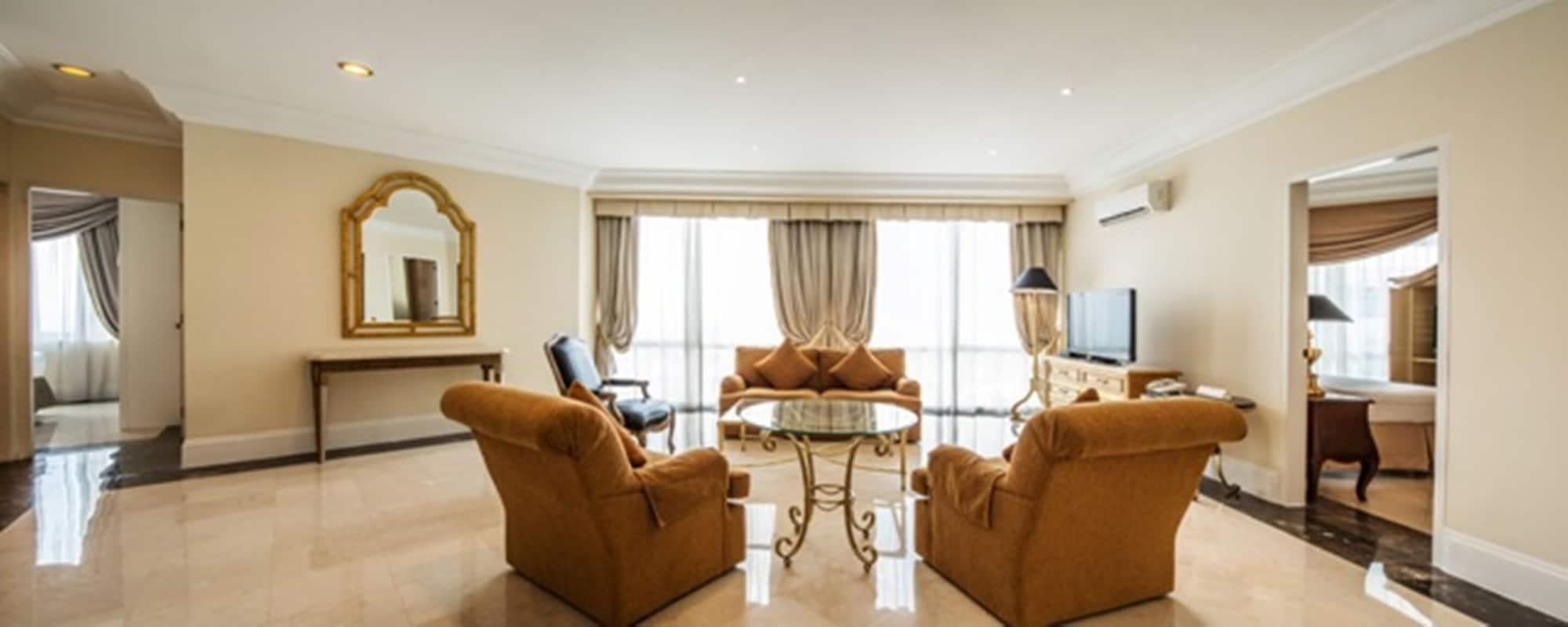 Batavia Hotel & Serviced Apartments Jakarta Exterior foto