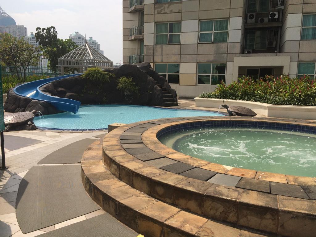 Batavia Hotel & Serviced Apartments Jakarta Exterior foto