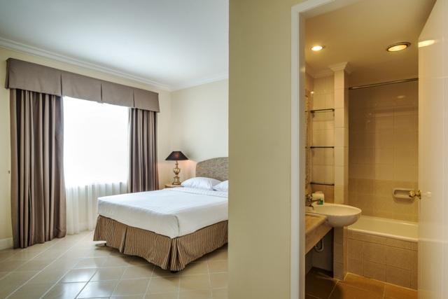 Batavia Hotel & Serviced Apartments Jakarta Exterior foto